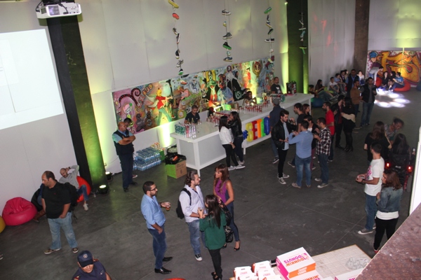 Online Collaborative Party